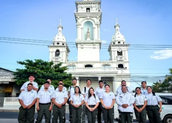 Cruz Verde Salvadoreña juramenta a nueva directiva y personal voluntario de la seccional de Zacatecoluca